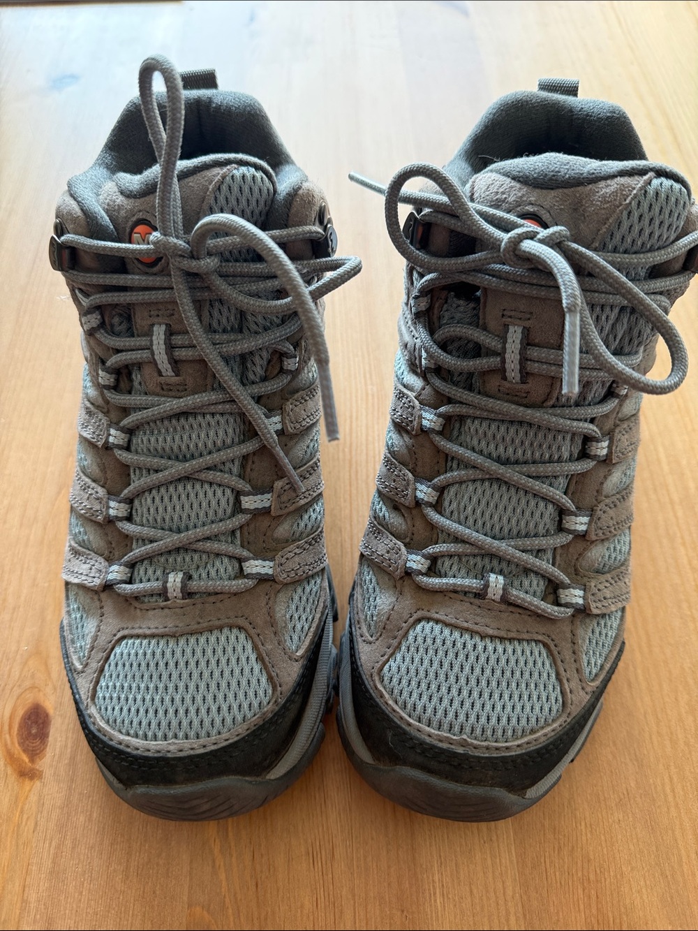 Merrell Moab 3 Mid Waterproof Hiking Boots - Women’s 8 - Picture 2 of 7